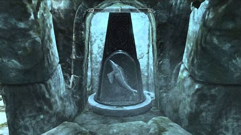 Turn the three pillars so the snake is in. . Yngol barrow puzzle